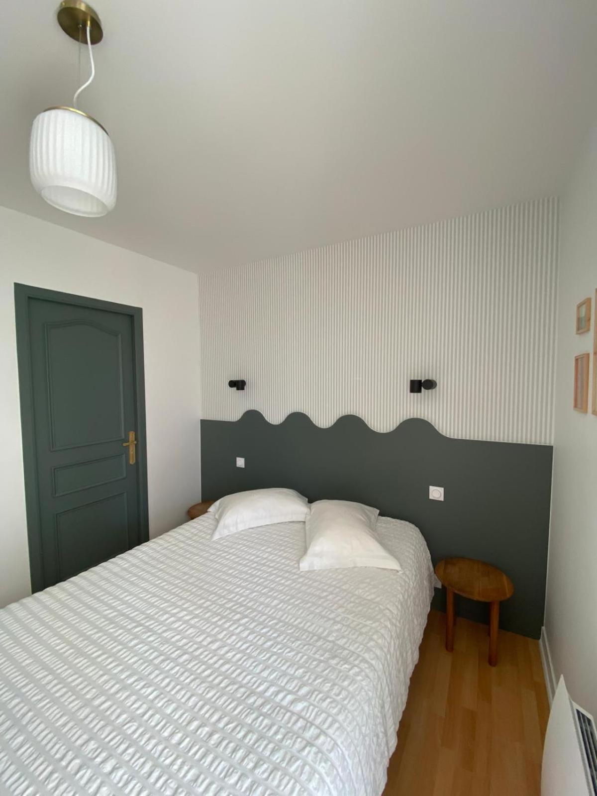 Hotel Les Voisins Beaucemaine Ploufragan Quarto foto