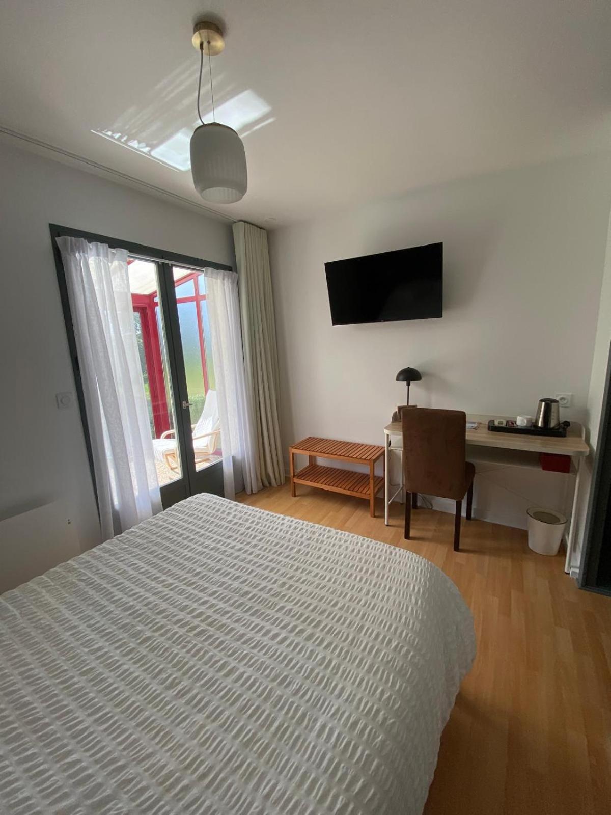 Hotel Les Voisins Beaucemaine Ploufragan Quarto foto
